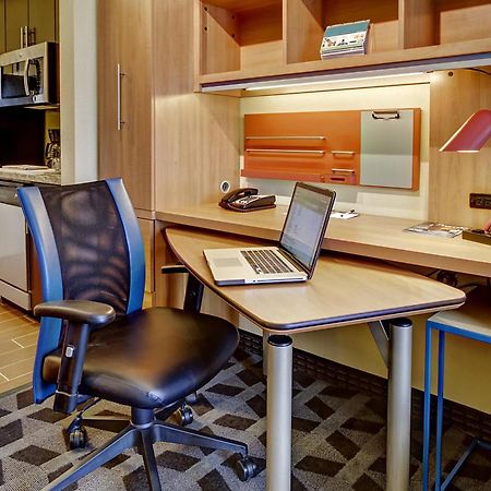 Towneplace Suites Oklahoma City Airport מראה חיצוני תמונה