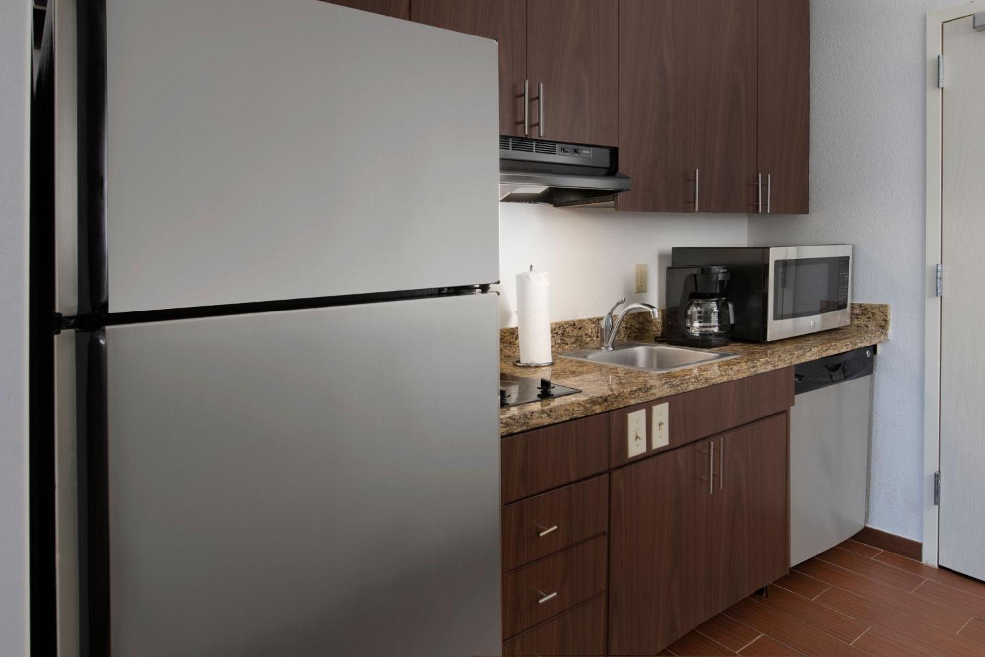 Towneplace Suites Oklahoma City Airport מראה חיצוני תמונה