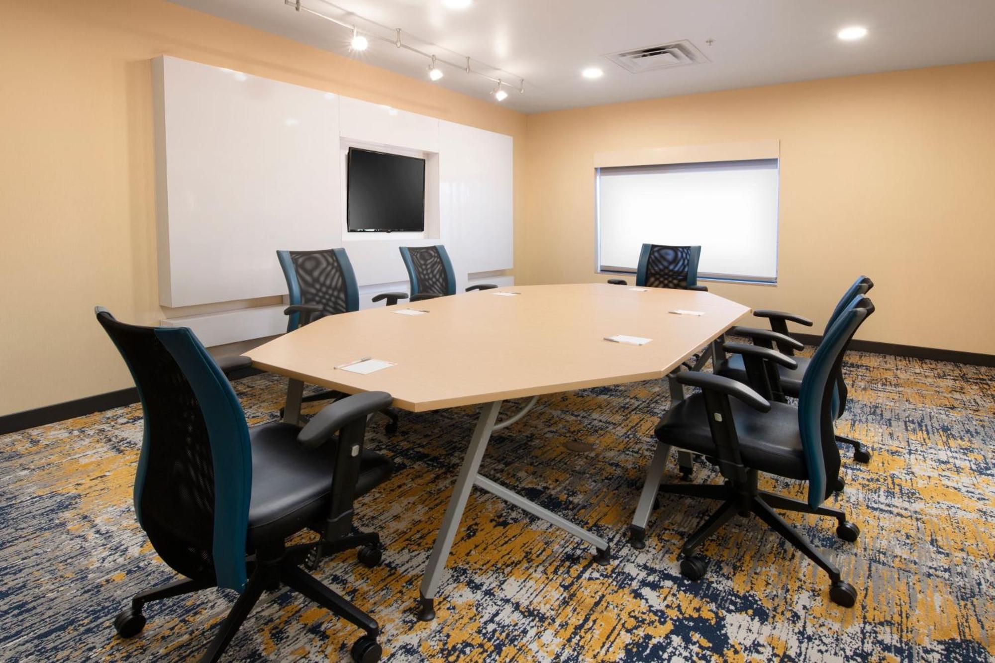 Towneplace Suites Oklahoma City Airport מראה חיצוני תמונה