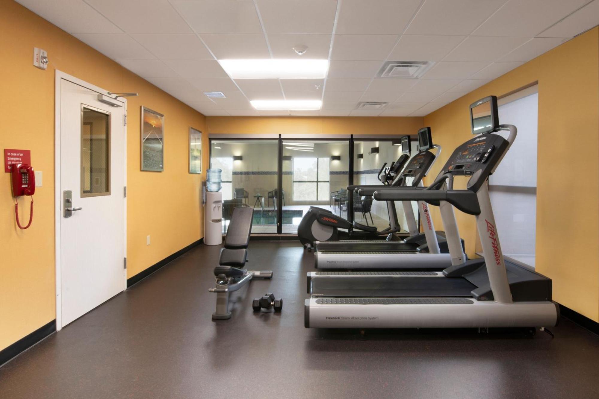 Towneplace Suites Oklahoma City Airport מראה חיצוני תמונה