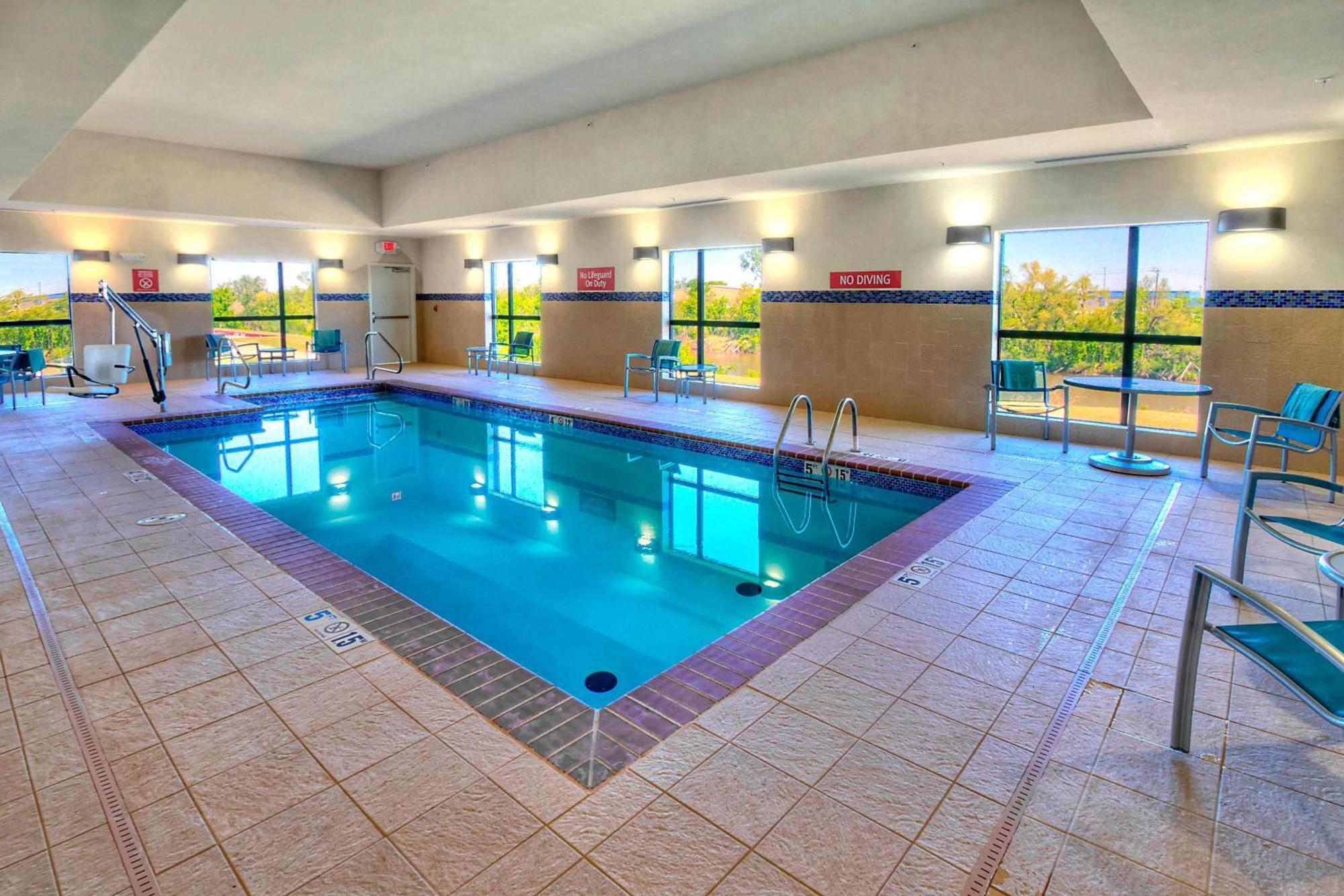 Towneplace Suites Oklahoma City Airport מראה חיצוני תמונה