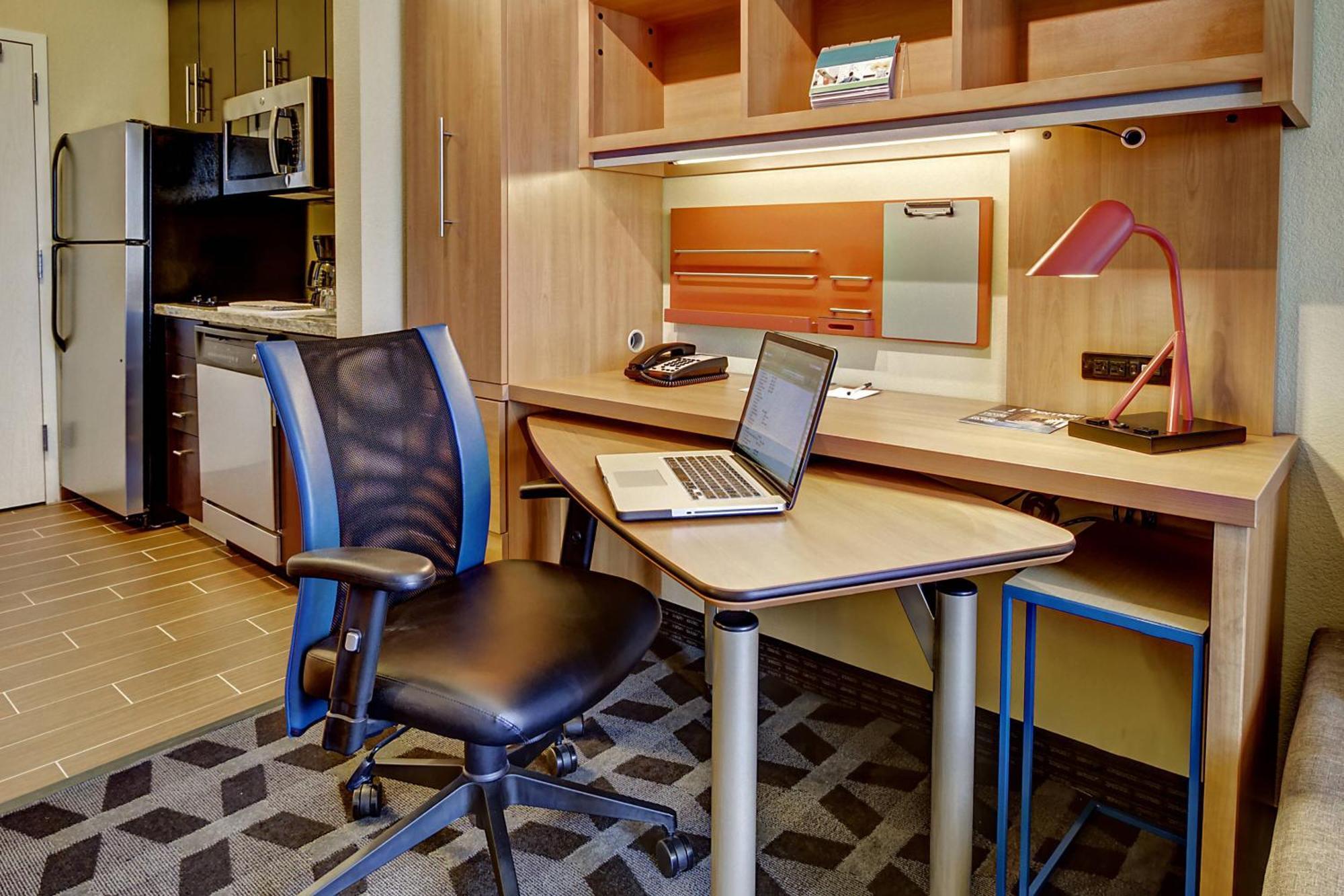Towneplace Suites Oklahoma City Airport מראה חיצוני תמונה