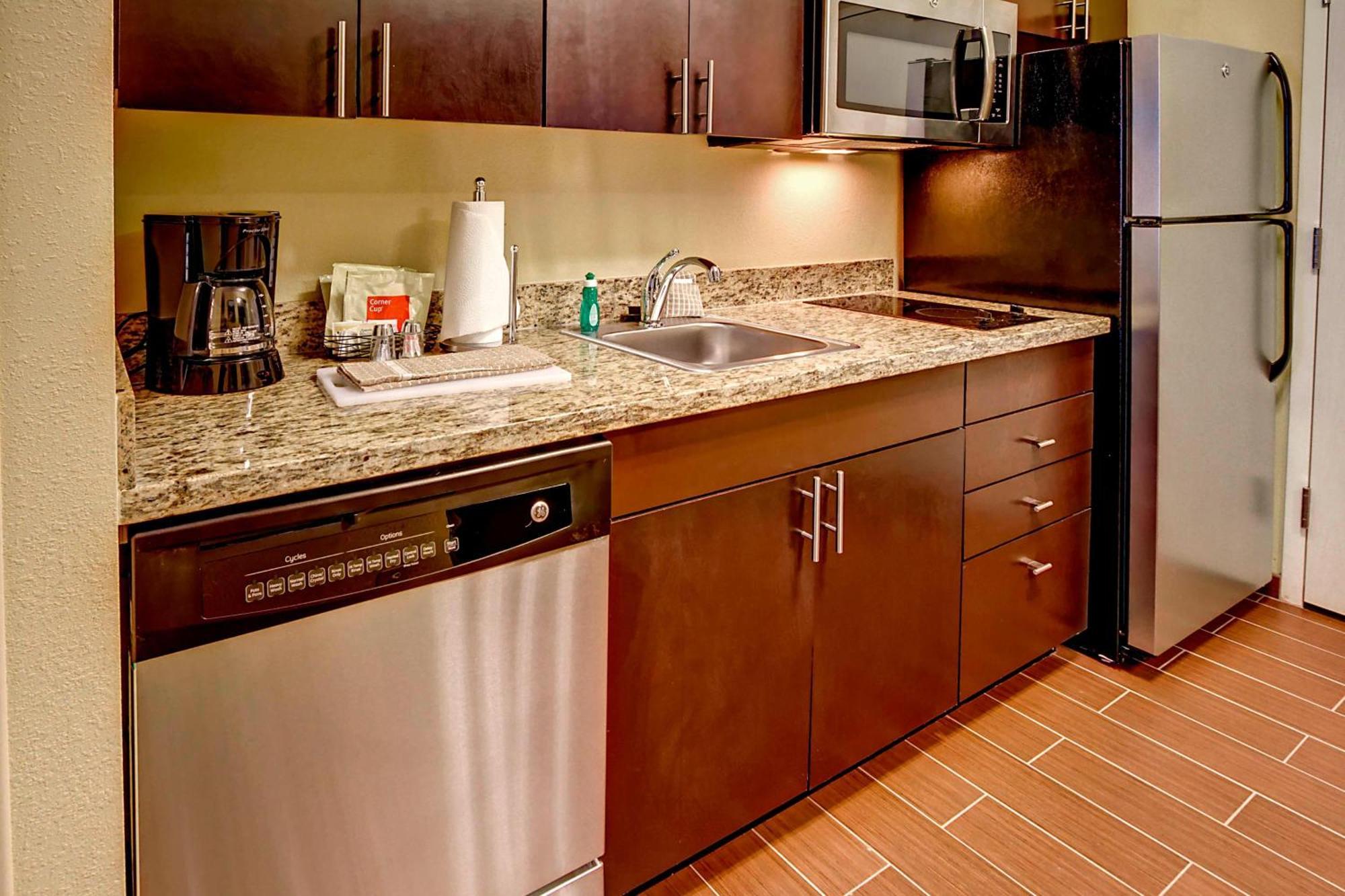 Towneplace Suites Oklahoma City Airport מראה חיצוני תמונה