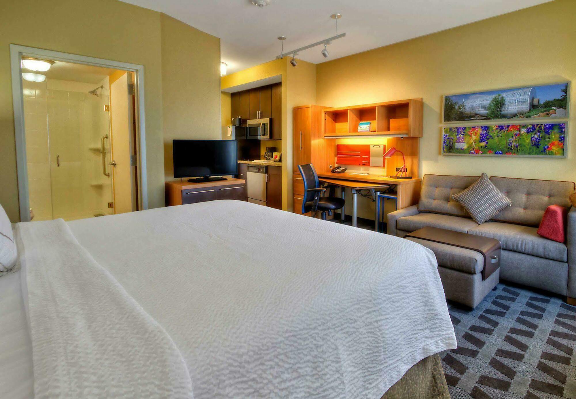 Towneplace Suites Oklahoma City Airport מראה חיצוני תמונה